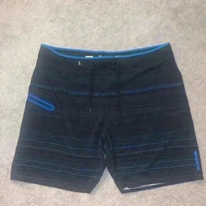 NWOT Dakine board shorts 38